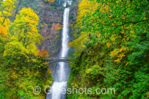 Autumn at Multnomah Falls, Oregon
